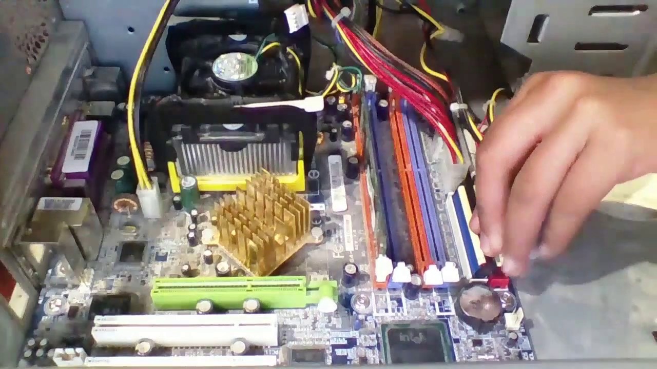 Ensamble en Equipo de Computo DAN - YouTube
