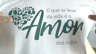 Inchados paciente com renal tornozelos em transplante