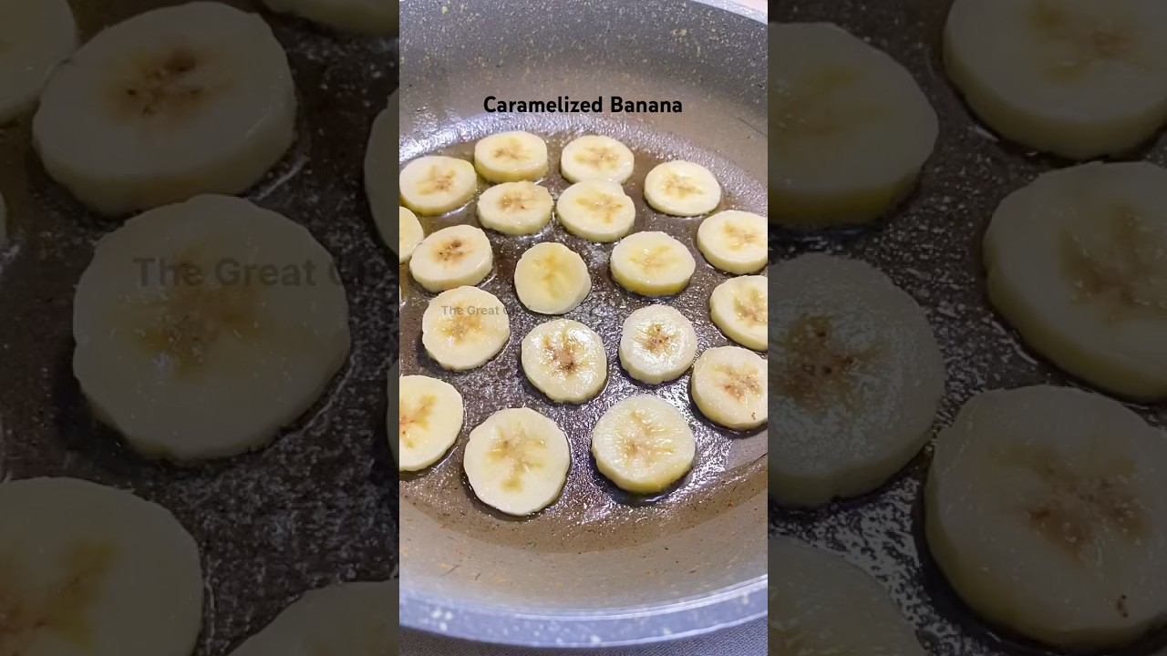 Sweet Treat! Fried Banana Slices Drizzled with Honey 
