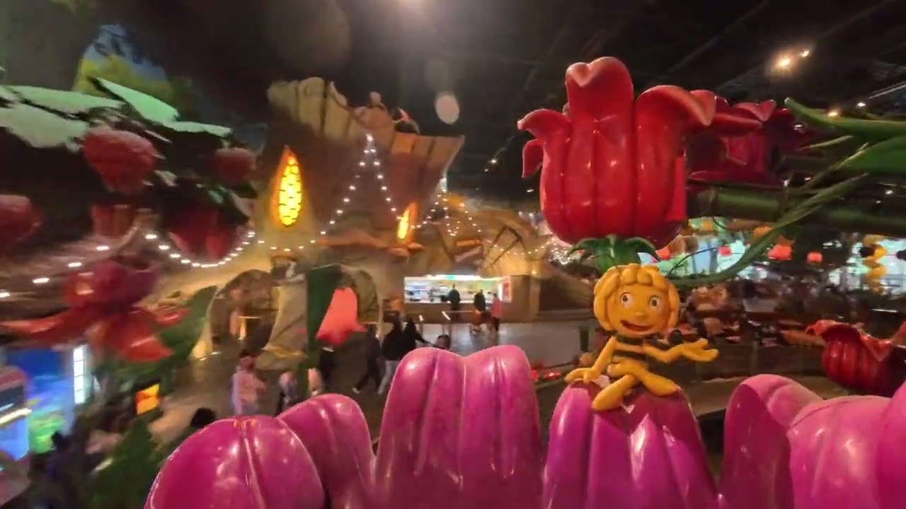 Plopsaland De Panne - Onride - Das Blumenkarussell 2k26 - Ride Nr. 1 (#plopsalanddepanne)