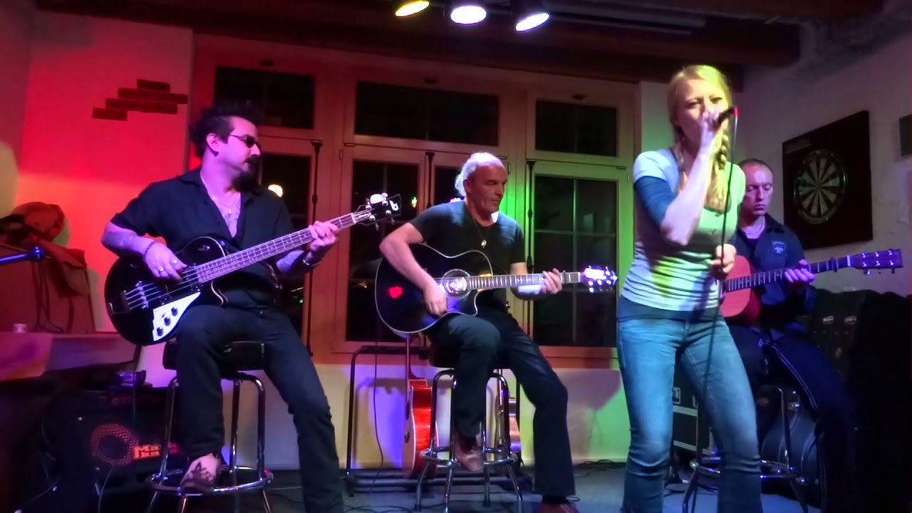 NADSCHA Acoustic Band   Run To You