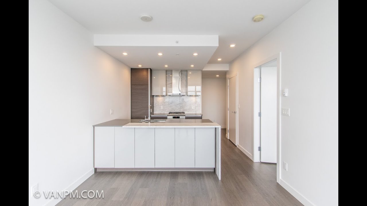 Burnaby Metrotown Condo For Rent - Station Square 3 - unit 4811 - 587sqft 1Parking included