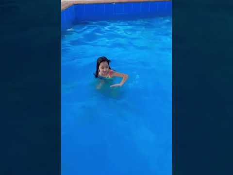 خمسه خمسه علينا من العين