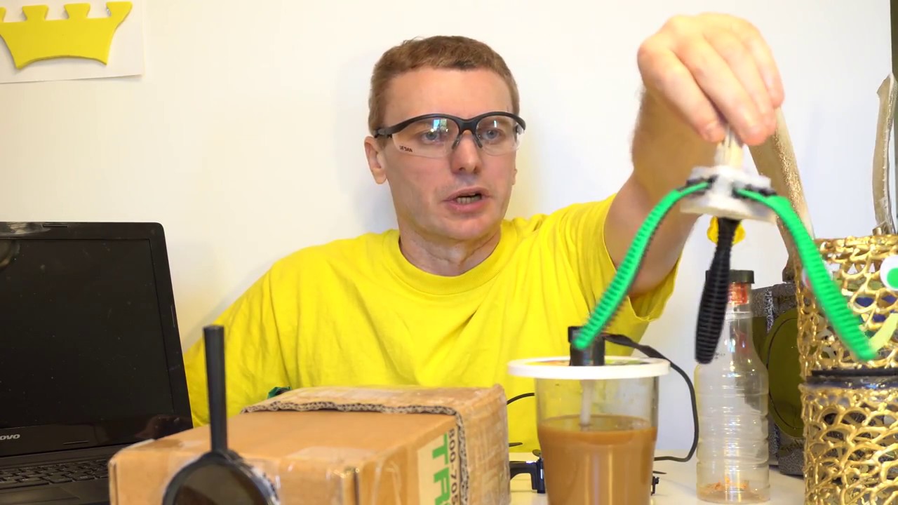 TRAILER F KING HACKS