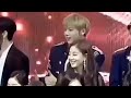 Kang daniel  park jihyo  moment 