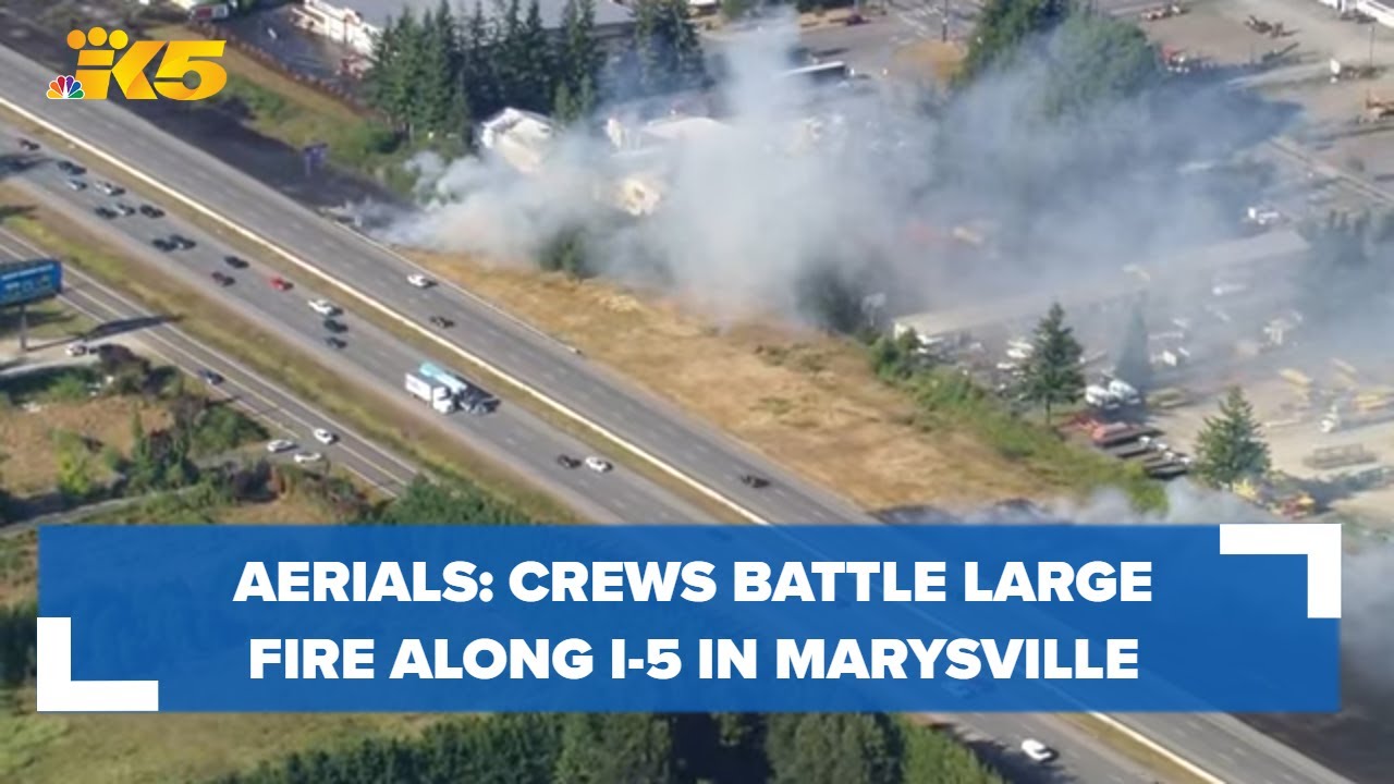 Watch: Crews battle large brush fire along I-5 in Marysville - YouTube