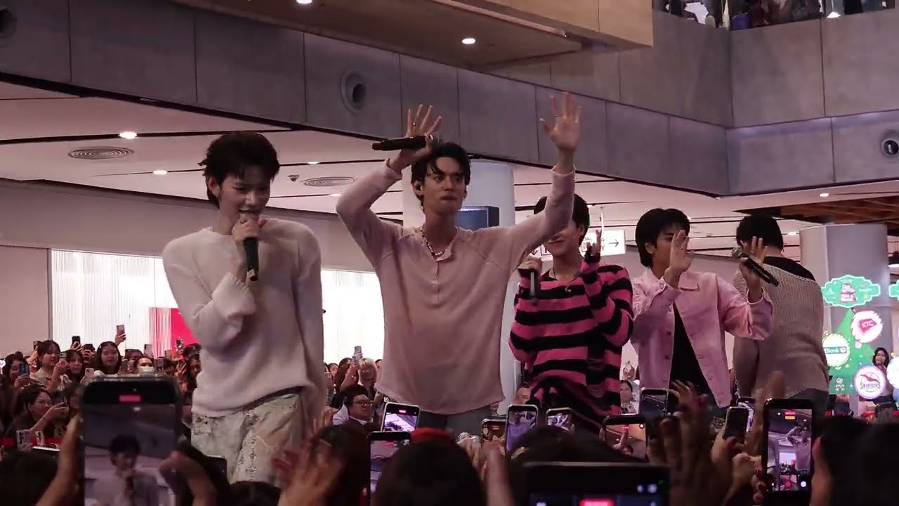 28/12/25 น่ารักน้อยลงหน่อย (CUTELESS) Christmas ver. - PERSES @ Give A Hug, Give A Miracle