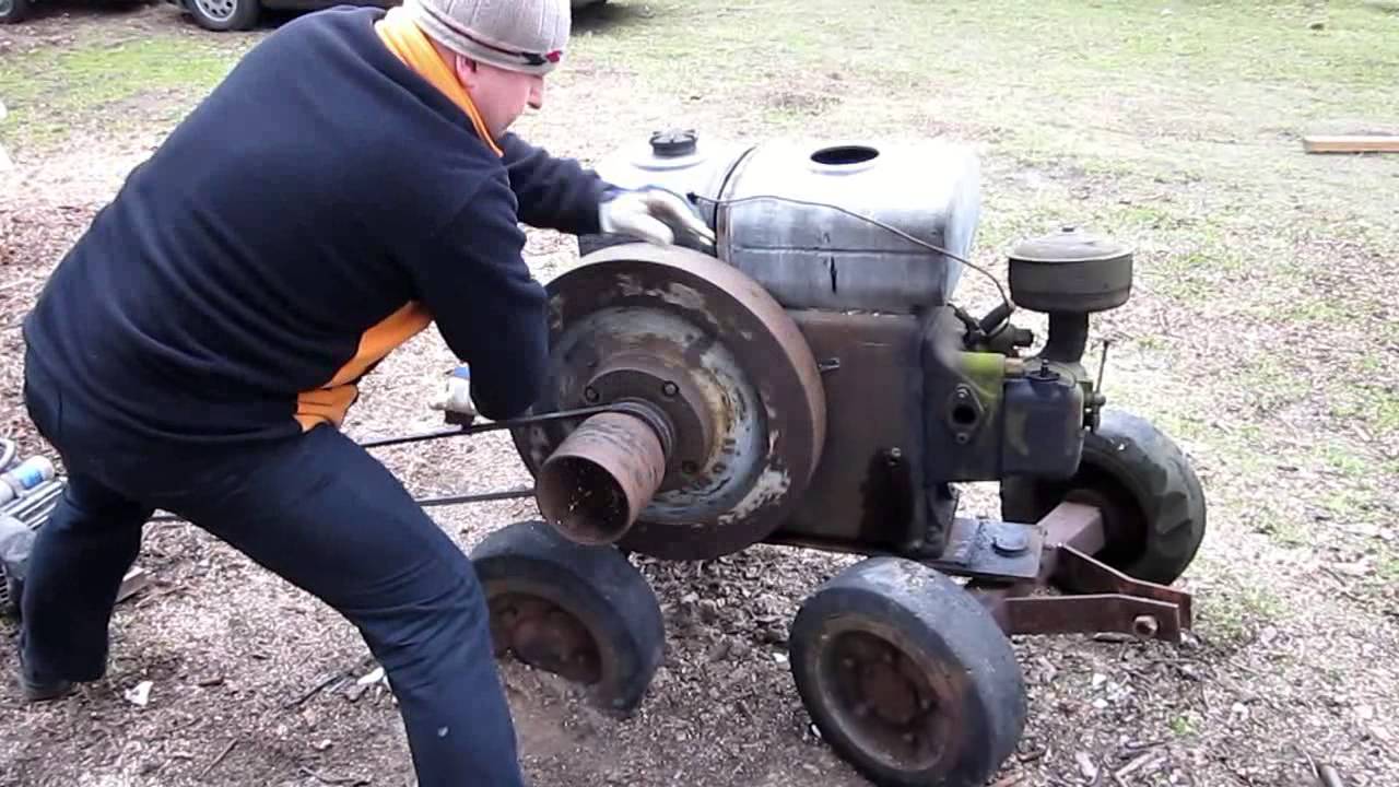 Kosiarka konna i silnik S-320 - kolejne eksponaty