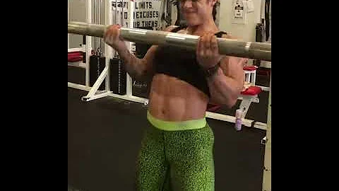 FBB Kristina Nicole - Hard Biceps Pump