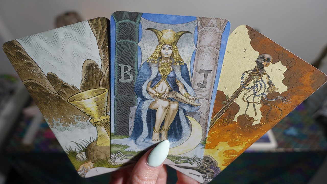 CAPRICORN: There's Just Something About You.. Mid March General Love Reading