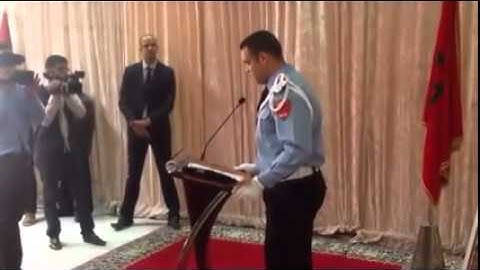 شرطي مغربي  يرتل القرآن الكريم بصوت خاشع ما شاء الله