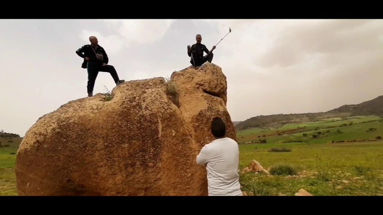 سعيدة بعيدة - سيدي بوبكر - منطقة البحيرة الحمراء