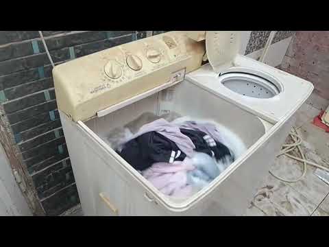 لكل اللي آذوني وقطعوا أكل عيشي ورزق عيالي نفسي أعرف بتعملوها ازاي طب بتعرفوا تنامو عادي وانتو ظلماه