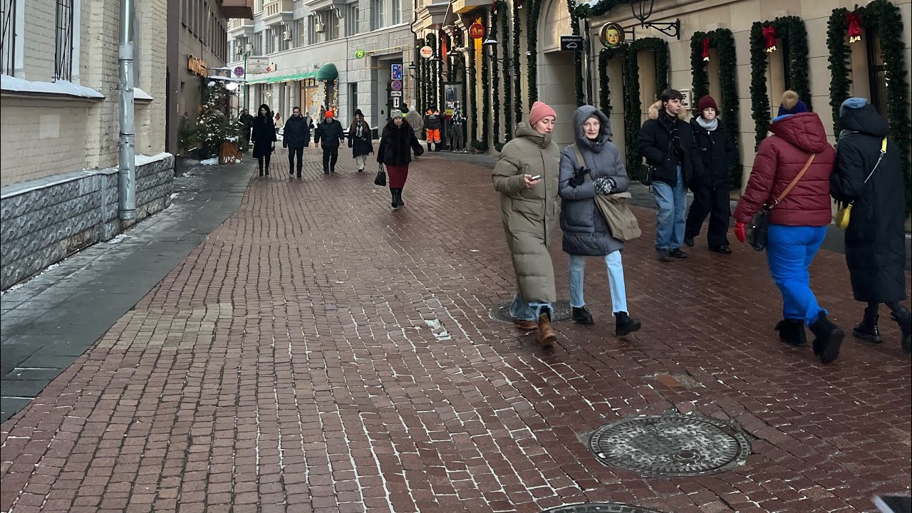 Fashion street in Moscow # street#runway#metro#fashion#road#moscow#india#europe