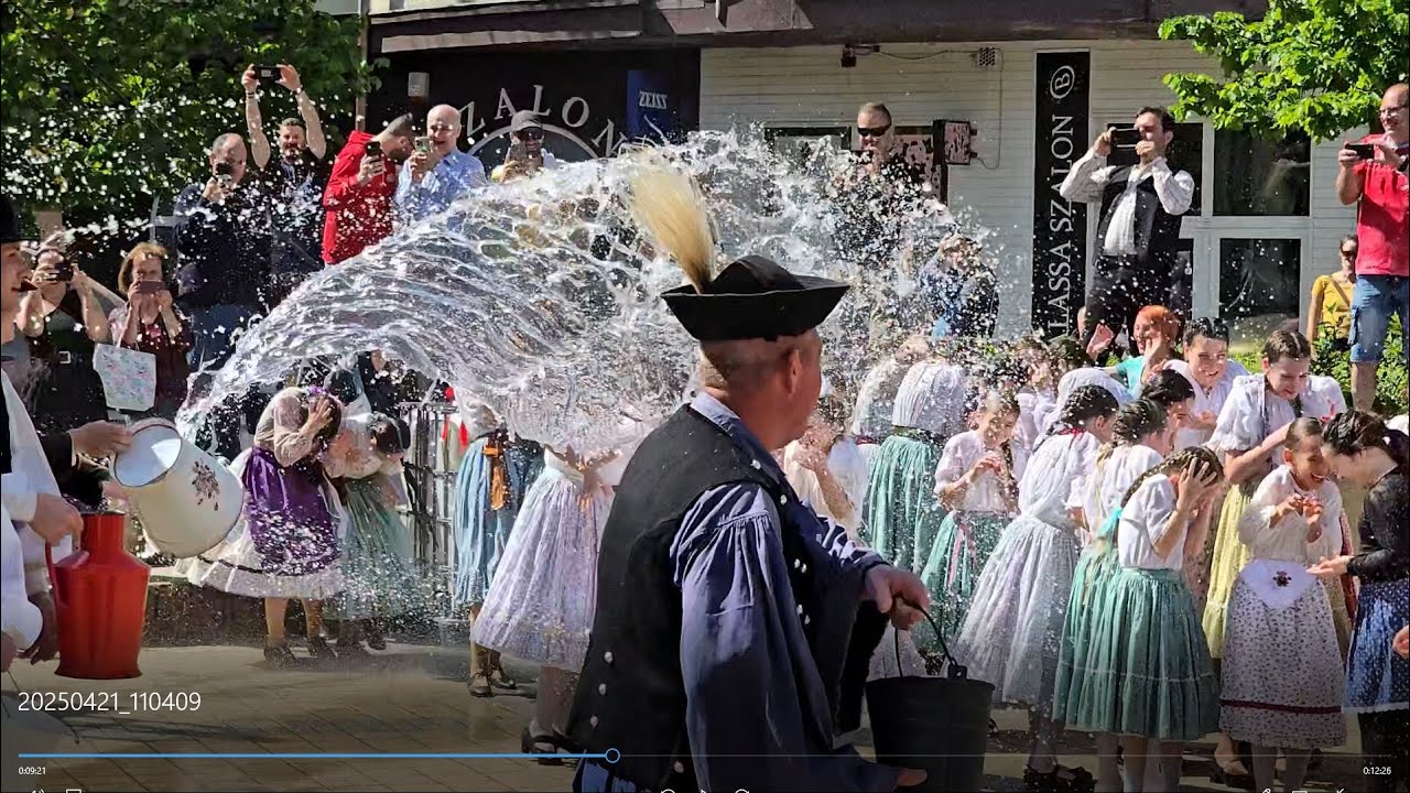 Balaton Táncegyüttes húsvéti karikázó és locsolkodás - 2025 Siófok -Húsvéti Nyuladalom