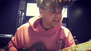 YUNGBLUD - Kill Somebody (Acoustic Version)