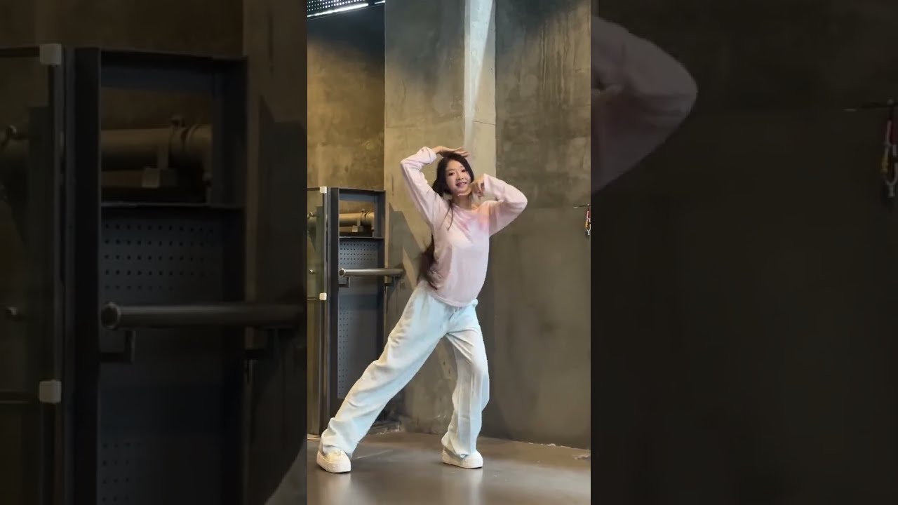 Jellyous Feat Sophie Powers ILLIT Dance Cover