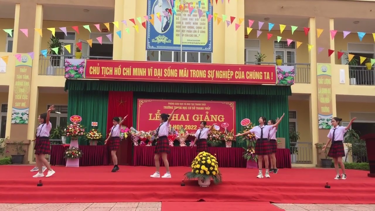 Thời học sinh - Lớp 8B - Trường THCS Thanh Thuỷ (Khai giảng năm học mới 2022-2023)