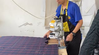masjee production proses potong kemeja flanel  #kemejaflanel #brandlokal #vendorbandung