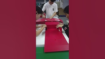 red customized folding box #giftbox #foldablebox #foldingbox #factory #giftpackaging #custombox