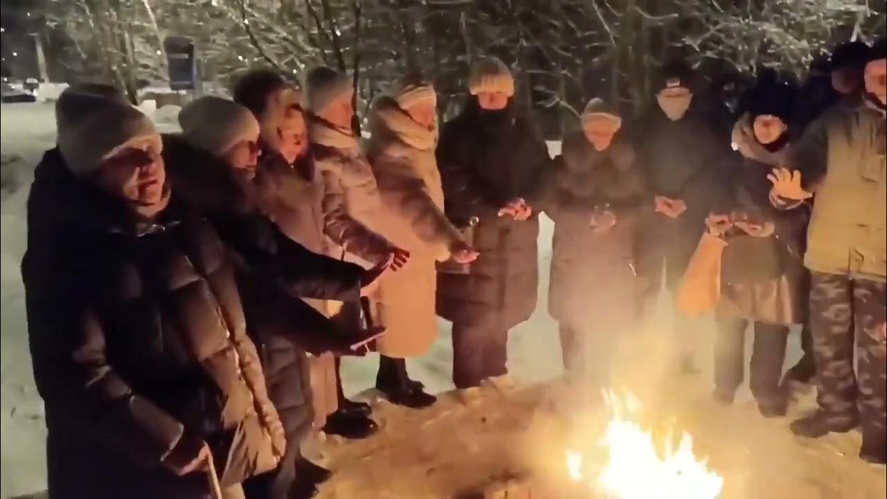 Электросталь замерзает 2024. Похороны замерзшего мальчика в чечне. Электросталь замерзает 2024. Замерзший на улице насмерть. Электросталь замерзает 2024.