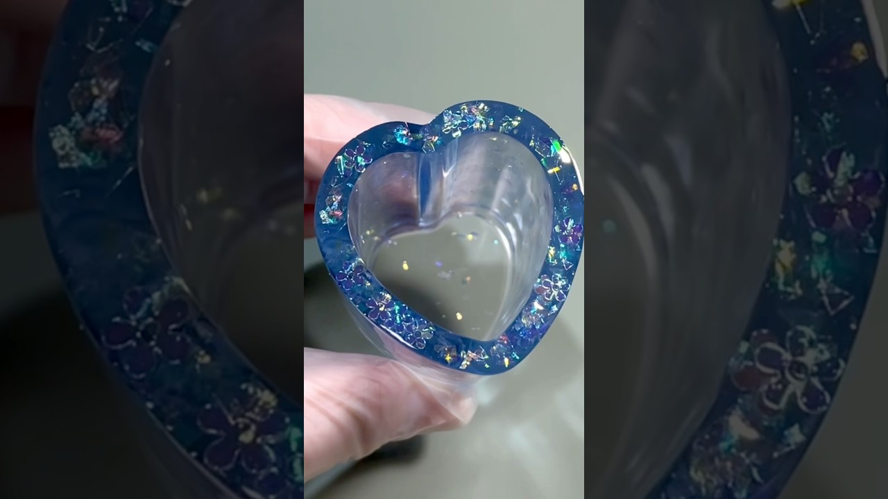 【UVレジン】100均ペン立てシリコンモールド&2液性レジン☆2液性レジンデビュー♡