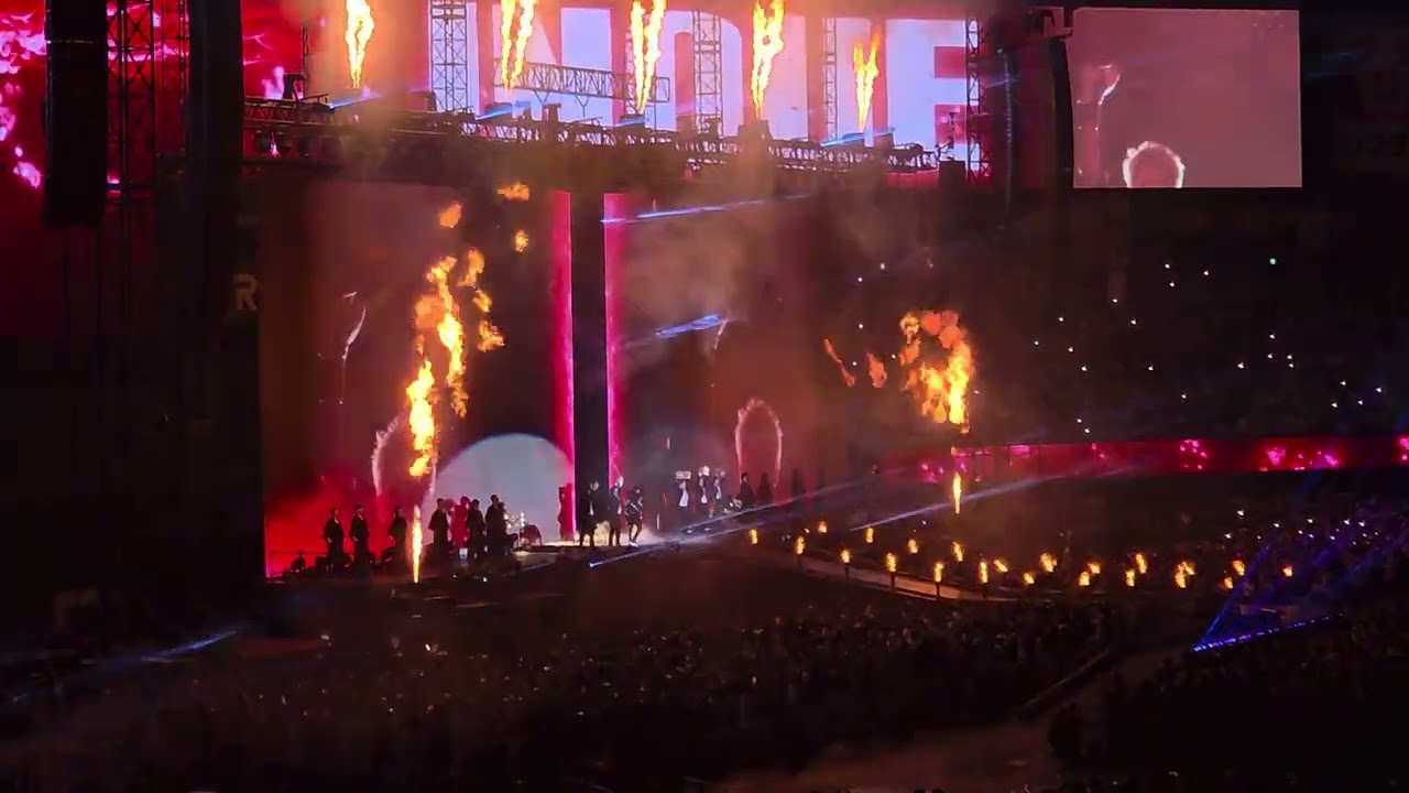Naoya Inoue ring walk vs Junto Nakatani - YouTube