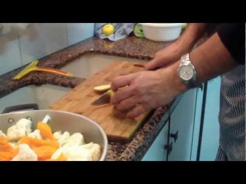 וִידֵאוֹ: איך מכינים סלט תמנון כבוש