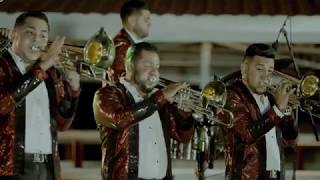 Смотреть клип Banda Carnaval - Me Piden