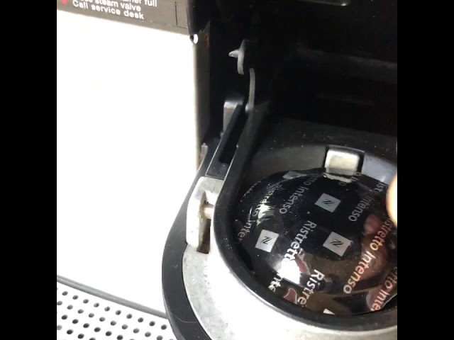 Nespresso es 100 pro - YouTube