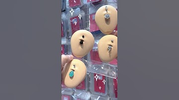 Một số khuyên rốn kiểu xinh lung linh tại cửa hàng Tinybox