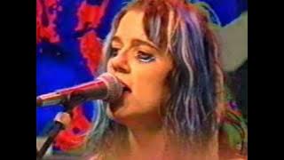 L7 - Pretend We're Dead (Live The Word 1992)