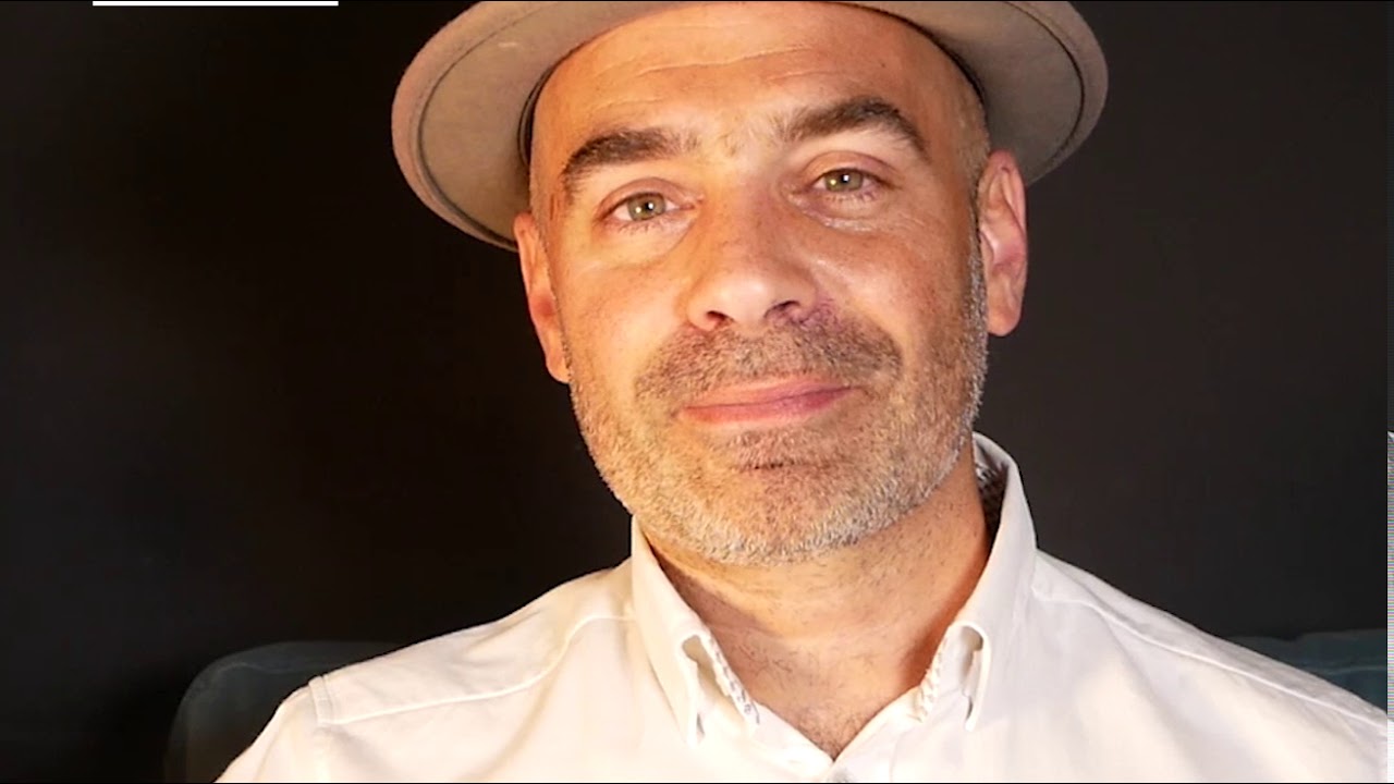 Train to be a Professional Hypnotherapist, without leaving your home.