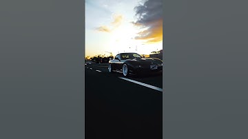 P2P: The Decentralized Future of Finance. Website Pooblc