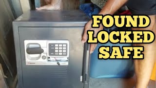 FOUND LOCKED SAFE Bought Abandoned Storage Unit Locker Auction / Opening Mystery Boxes Storage Wars