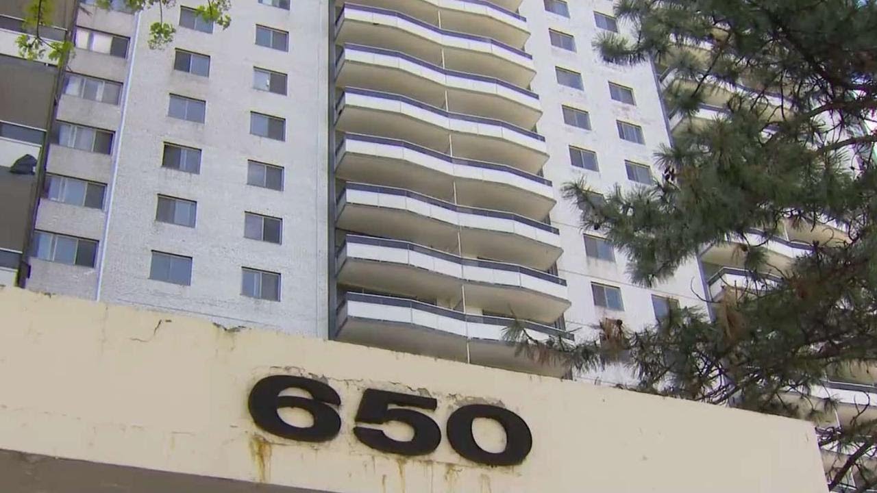 Return delayed again for residents of 650 Parliament
