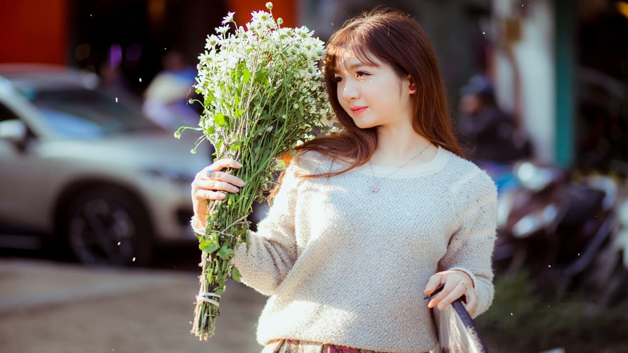 A Chain Reaction Johan Hunt Melanie Patton Allison Bolton Atkins Ann Juarez Stephany