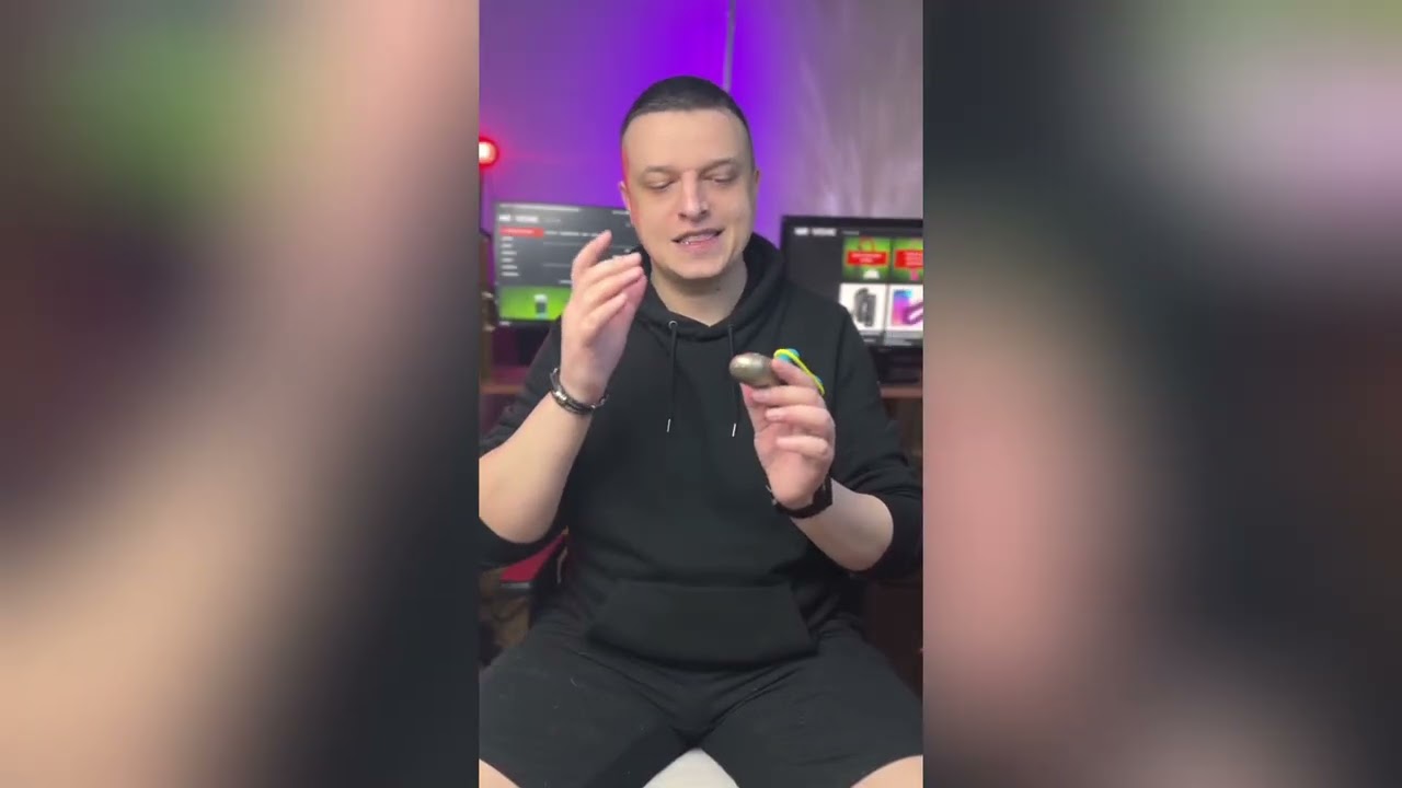 Мінівібратор-кролик зі стимулювальною стрічкою Fun Factory AMORINO