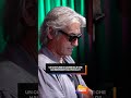 Capture de la vidéo Gioca E Rispondi Con Ligabue | Radio Italia #Shorts