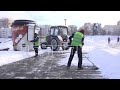 Из за засыпавшего снегом город циклона «Ольга», коммунальщики работают в круглосуточном режиме