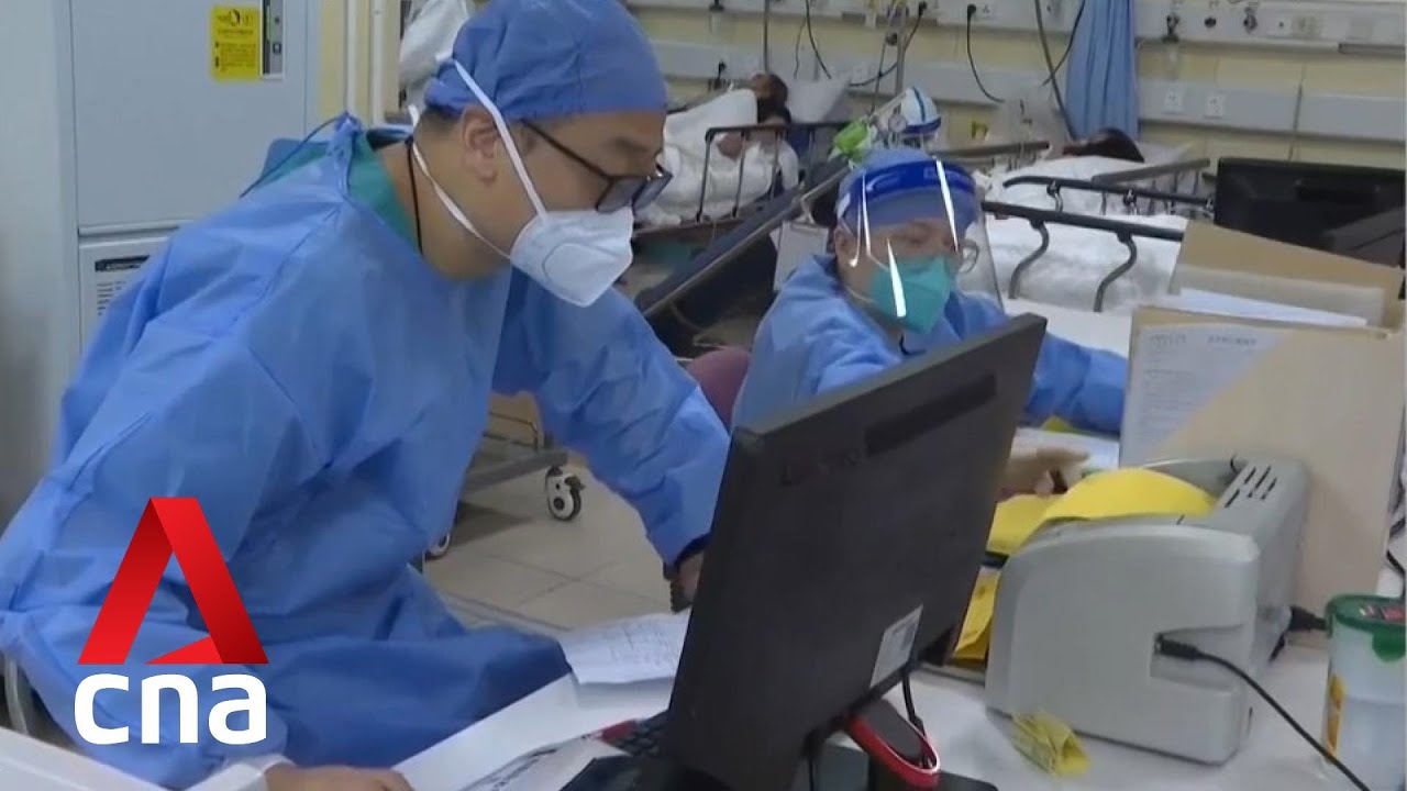 COVID-19: Chinese health officials warn of peak in infections in coming week