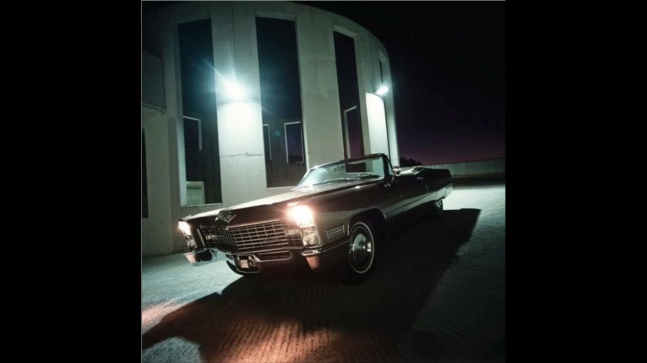 Кадиллак альбом. Ай катит черный кадиллак. Черный кадиллак вези меня по встречной. Черный кадиллак вези меня по встречной. Черный кадиллак.