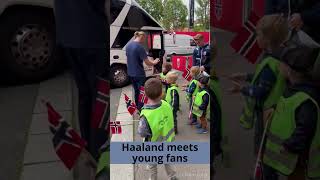 Erling Haaland - meets young fans