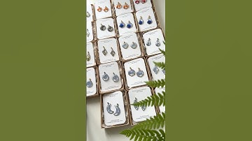 Small business handmade resin jewelry packaging ideas | Dried flower jewelry design ideas