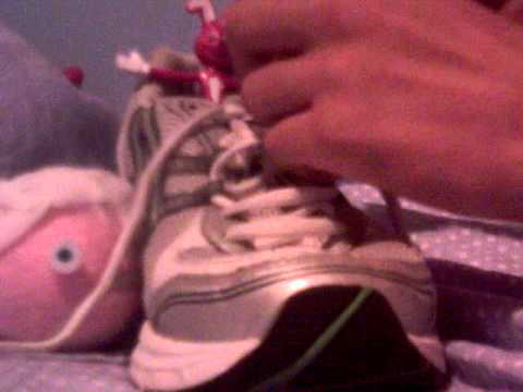 How to tie a shoe(Louie and Terrence style)