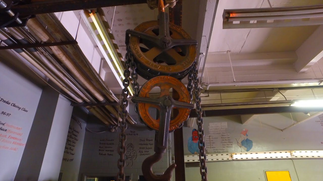 Fox Tech High School Welding and Auto Shops - YouTube