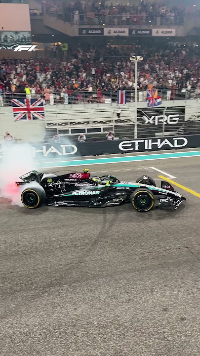 Lewis Hamilton's Final Donuts For Mercedes 🥹🍩