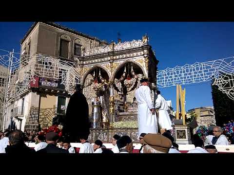 Video: Quale Festa In Chiesa Si Celebra Il 4 Dicembre