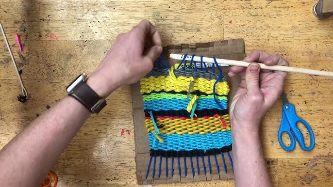 Mini Blanket Weaving :: Cardboard Loom Directions – Wee Folk Art