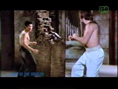 Bruce Lee Vs Chuck Norris (epic Battle)